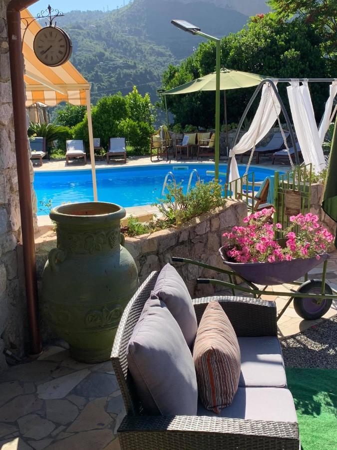 La Beverita Ventimiglia Bagian luar foto