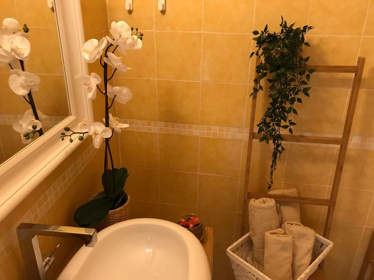 La Beverita Ventimiglia Bagian luar foto